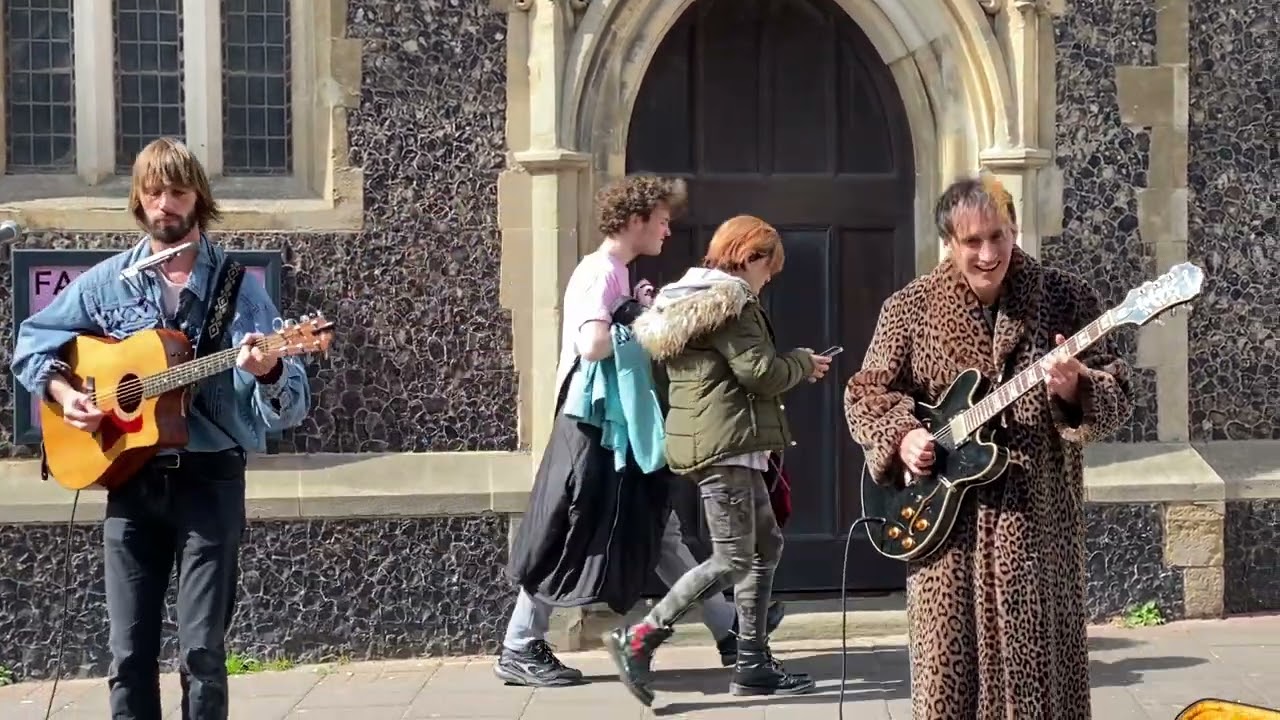 Great Blues Sounds! It`s Gorran Kendall & Romain Axisa Brighton Busking! The Big Push Gig Soon Read👇
