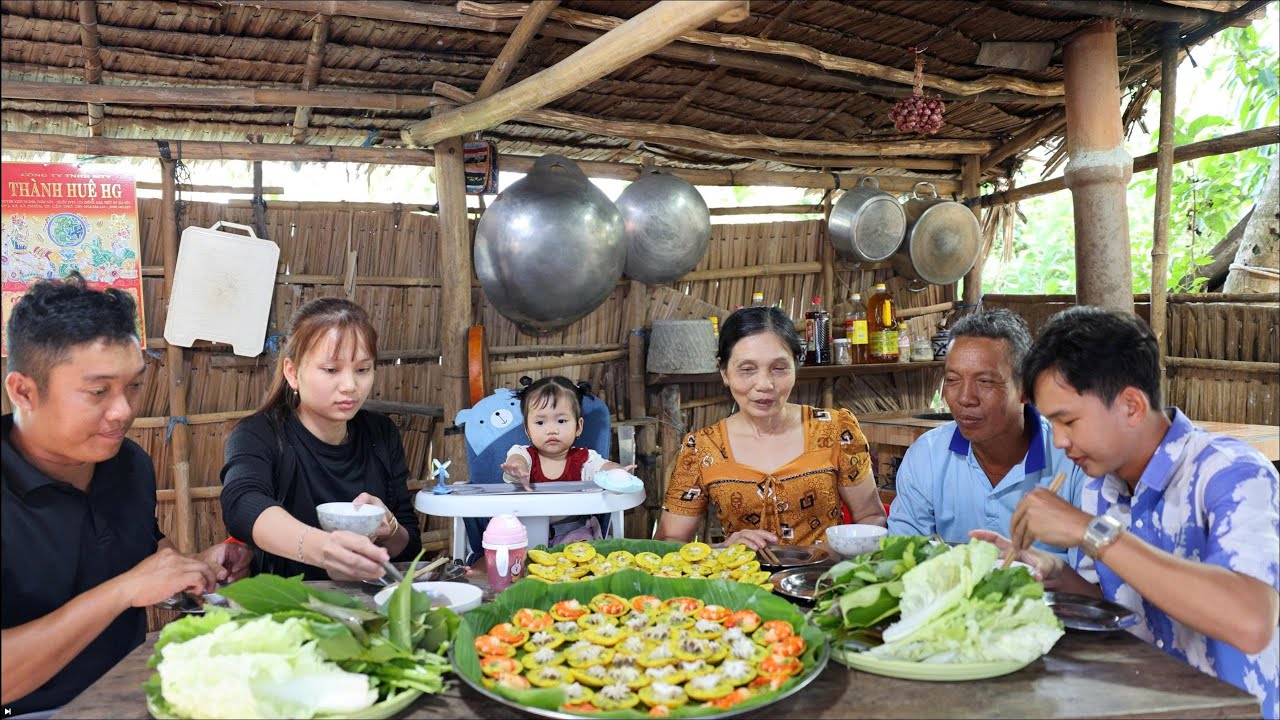 Bánh Khọt Tôm Mực Làm Món Này Cả Nhà Ai Cũng Thích | KBMQ