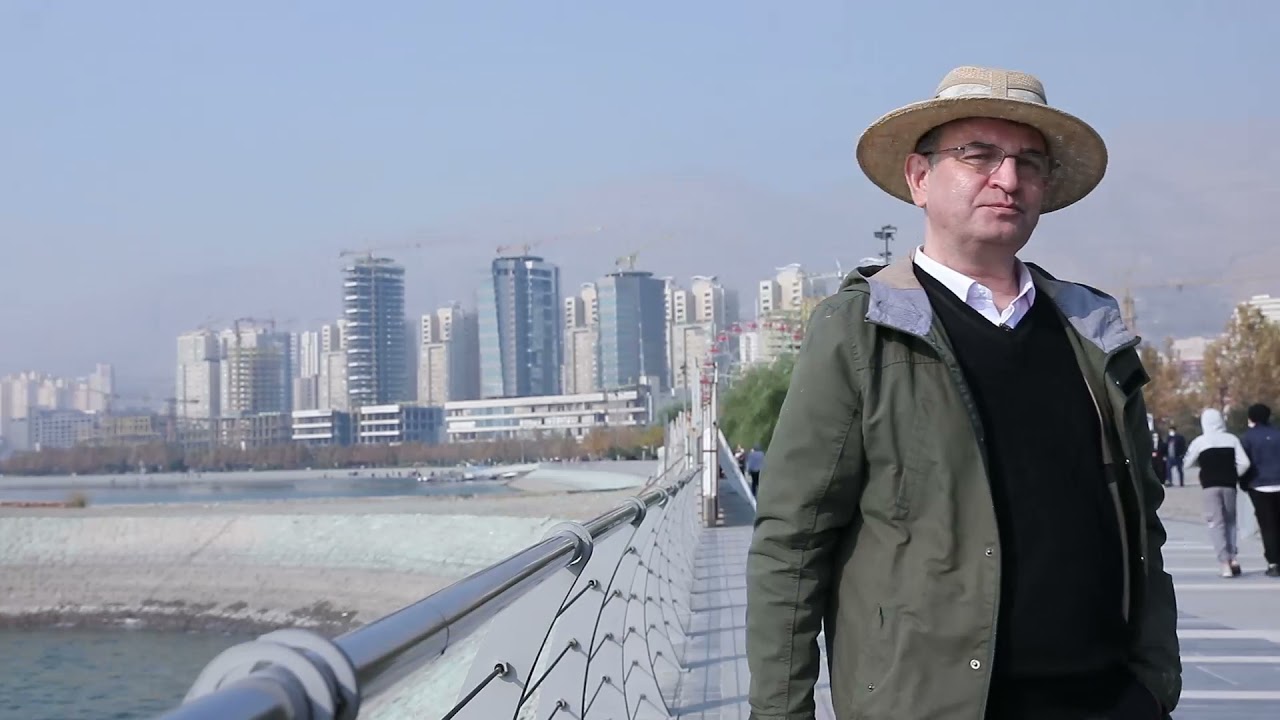 Introduction to urban river restoration