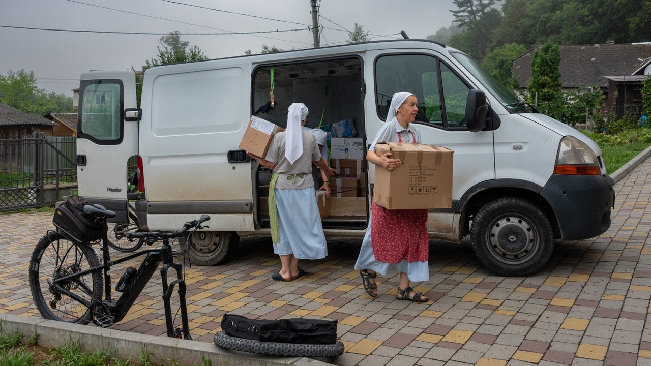 PREVOZ IN DOSTAVA HUMANITARNE POMOČI MARIJINIM SESTRAM V UKRAJINI