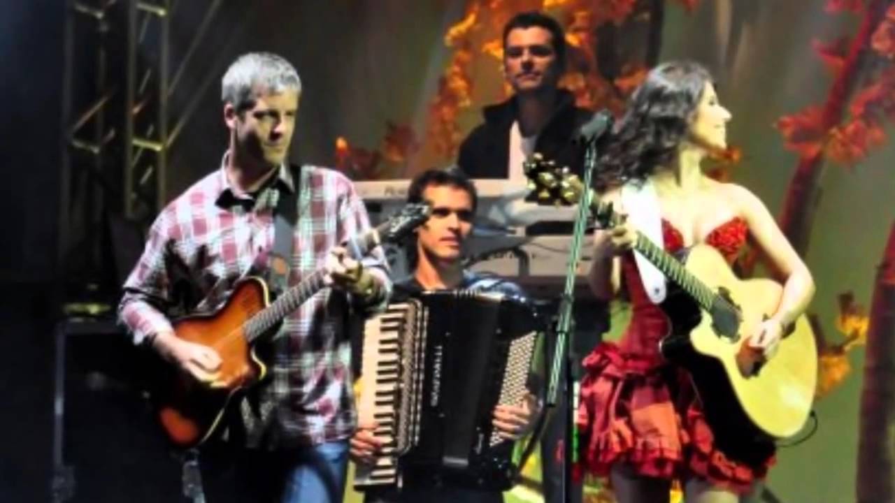 Paula Fernandes e Victor Chaves - O Amor sempre prevalece!