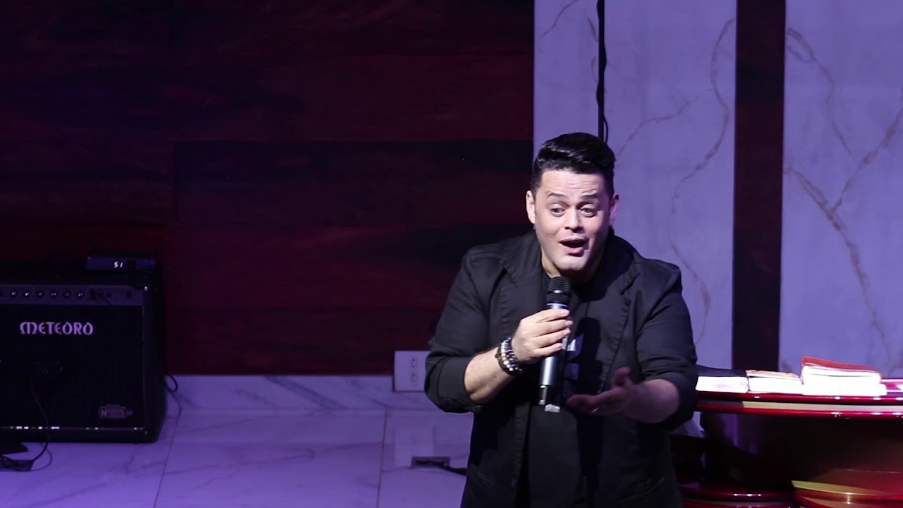 Robinson Monteiro - É preciso Acreditar - No Templo dos Anjos