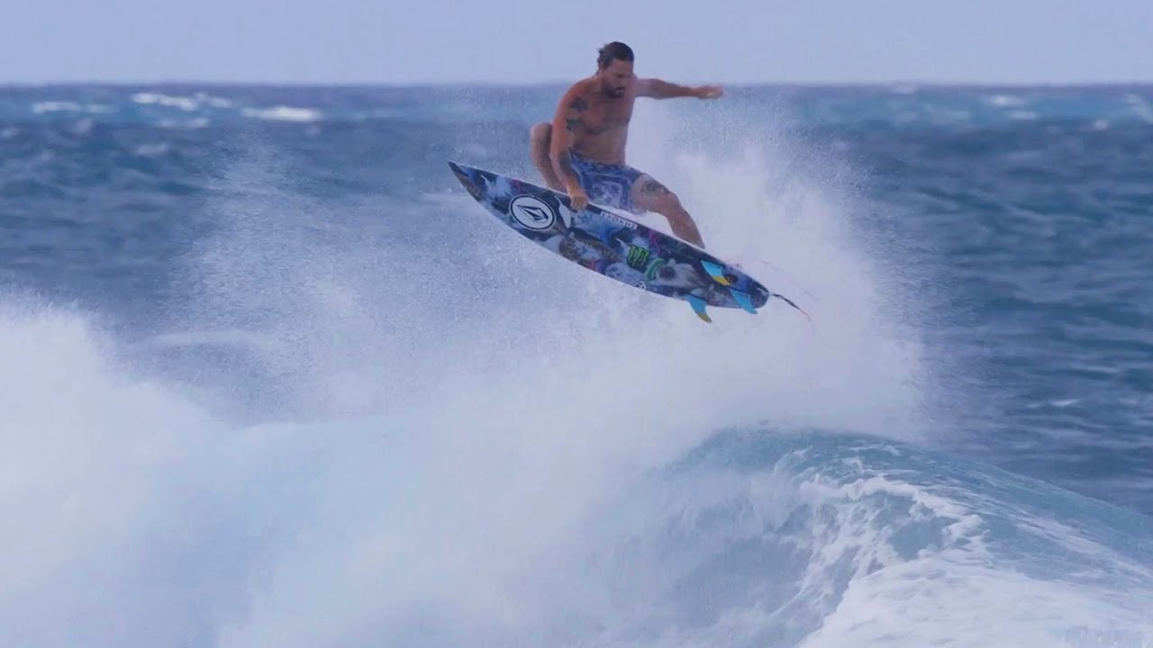 In House at the Volcom Pipe Pro: Turkey Day | Episode 2