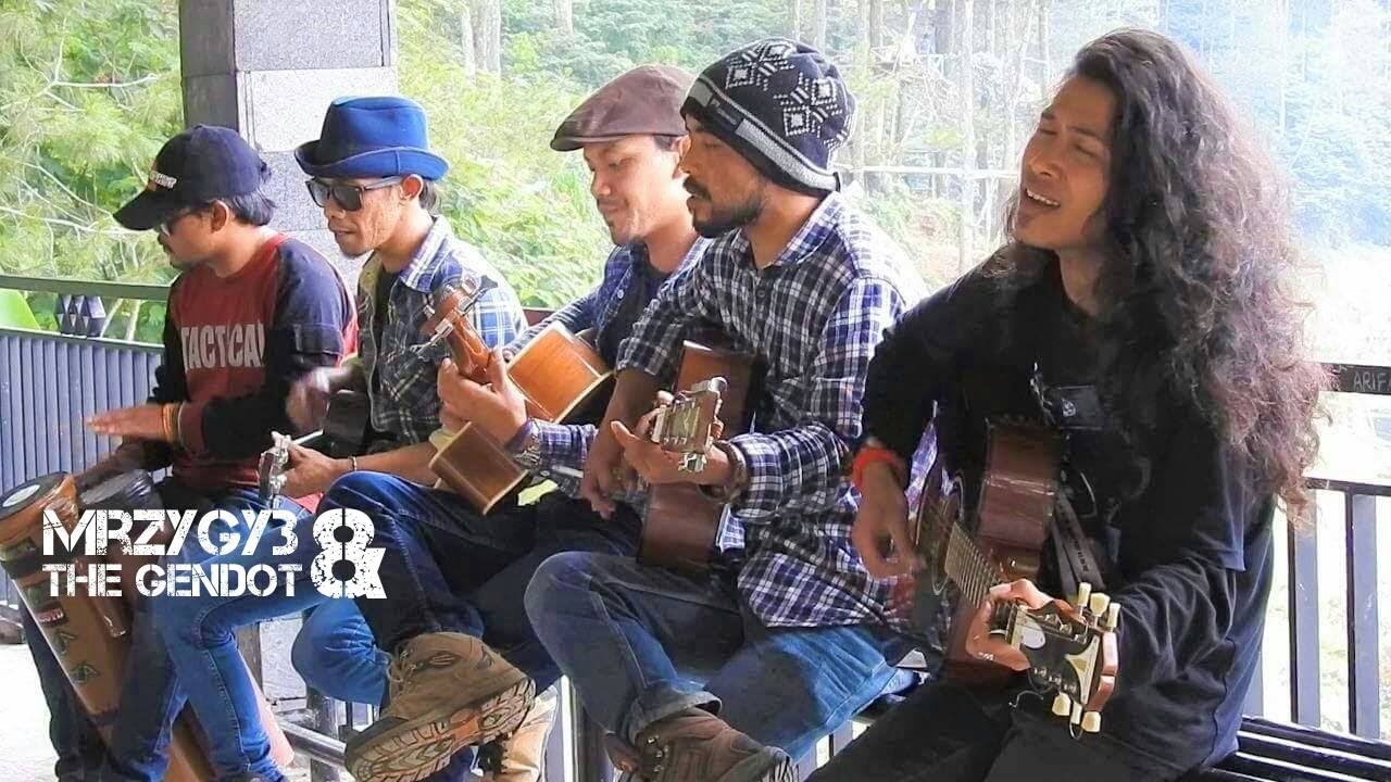 Yogyakarta Acoustic Pengamen Jos The Gendhot