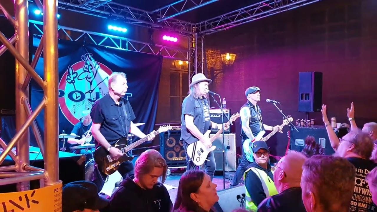 Pojat @ Punk ja yäk! 11.8.2023