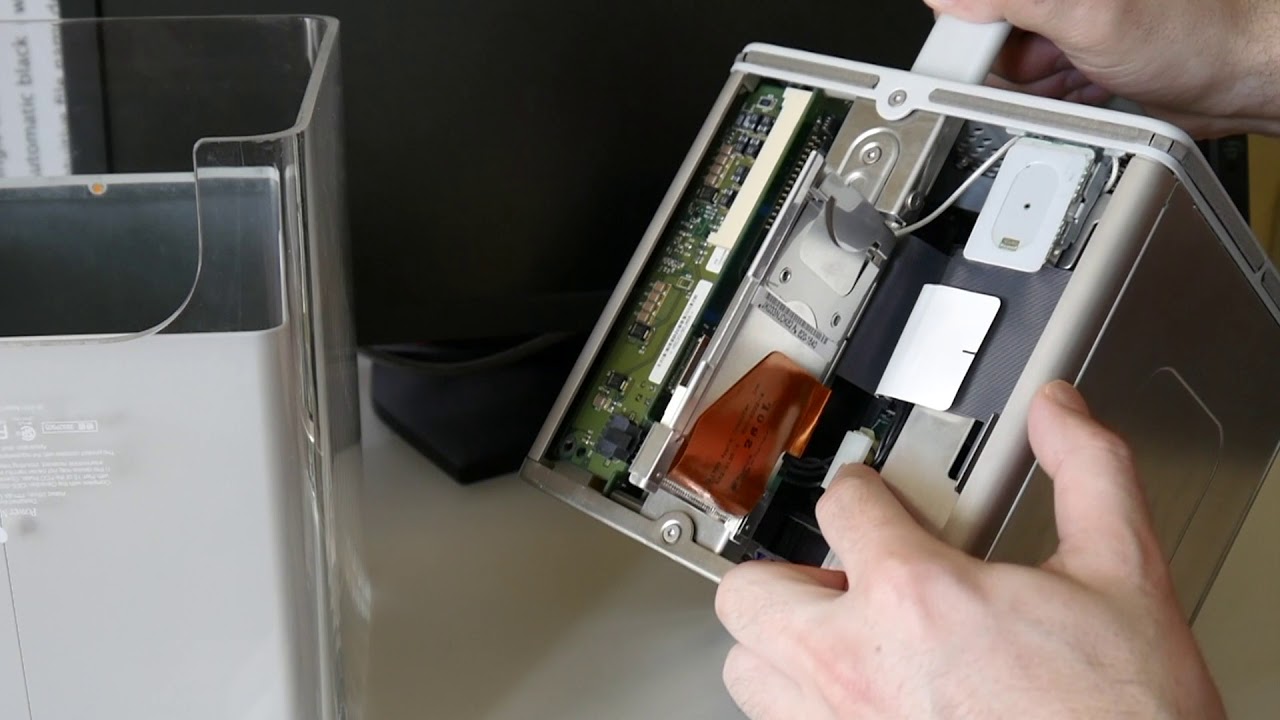 Apple G4 Cube, 1,2 ГГц, 1,5 ГБ ОЗУ, SATA SSD; максимальная комплектация! [РАЗБОРКА]