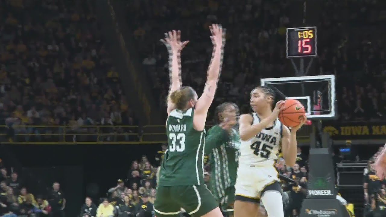 Iowa women's basketball takes down No. 15 MSU, 75-68