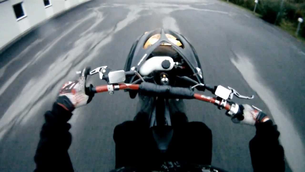 Jan-ee - Aerox Stunt 2011