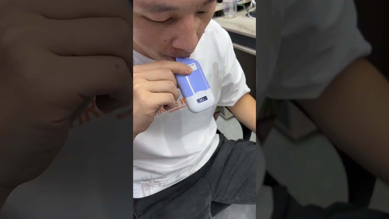 Replaceable with LED battery display. disposable Pod.