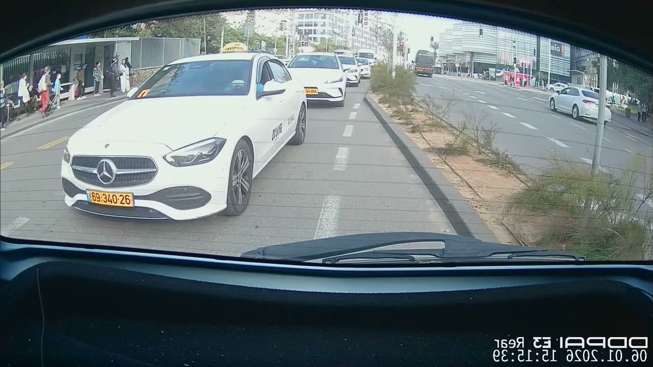 CRAZY DRIVING IN ISRAEL 729