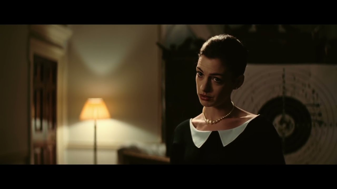 Selina Kyle is a Thief   The Dark Knight Rises