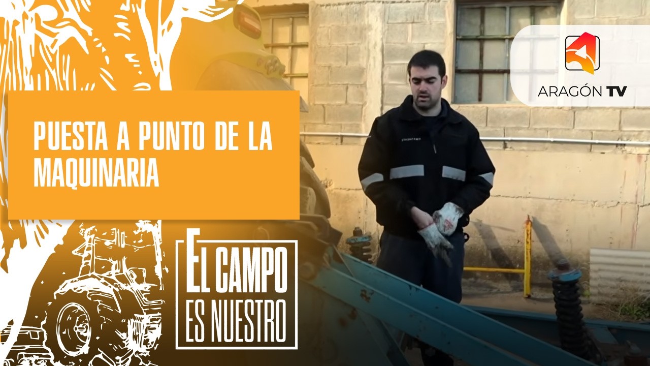 Puesta a punto de la maquinaria antes de salir a labrar | Javier Tremps