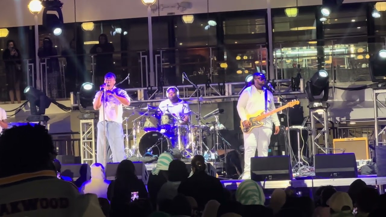 Jonathan McReynolds ( Rise and Rhythm Cruise)