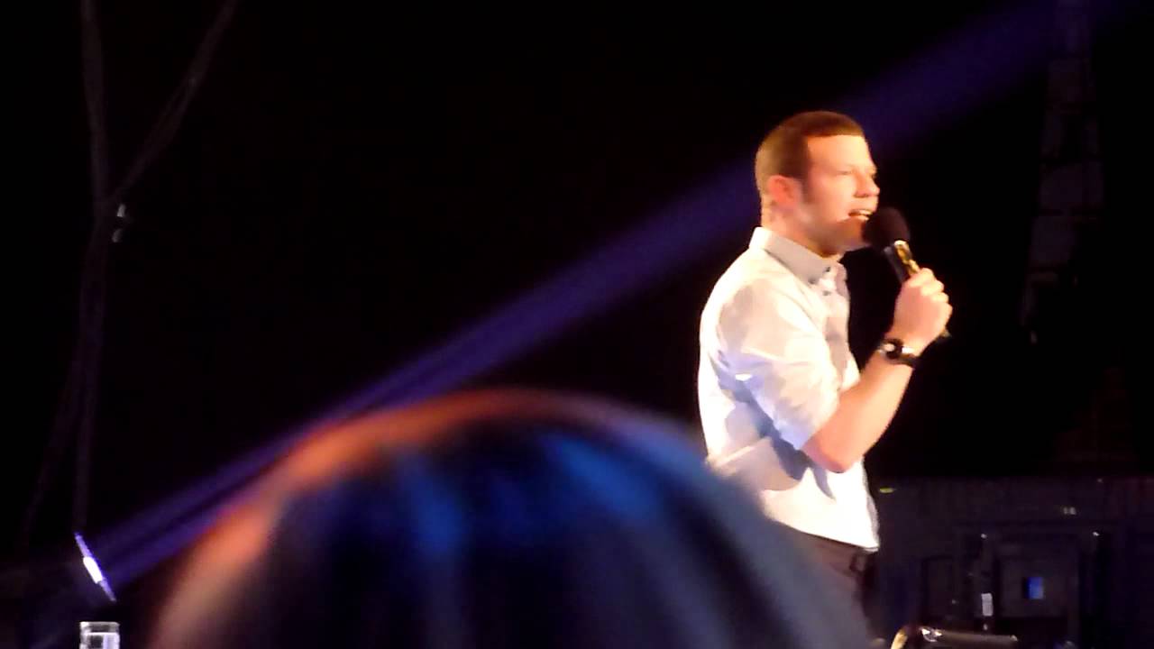 Dermot O'Leary The X Factor Entrance 7/7/2011 HD