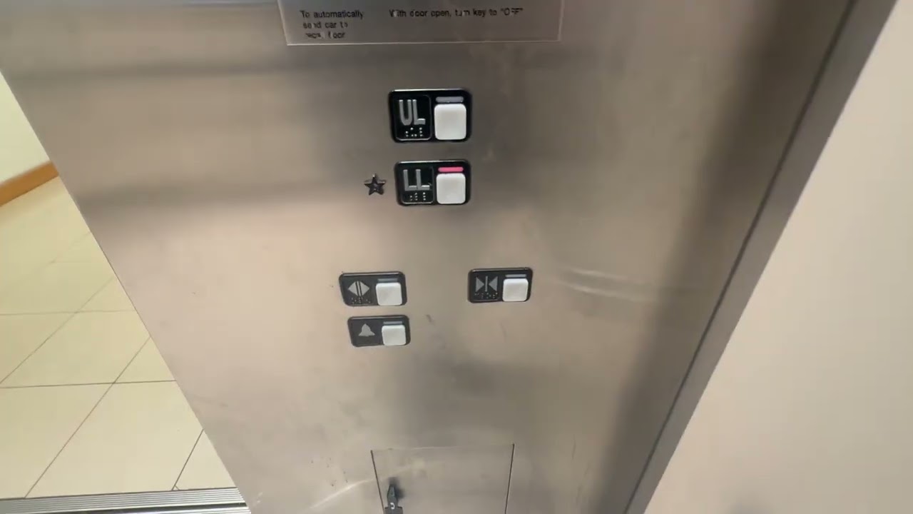 Schindler MT hydraulic north elevator at Macy’s Easton Town Center in Columbus, OH ￼