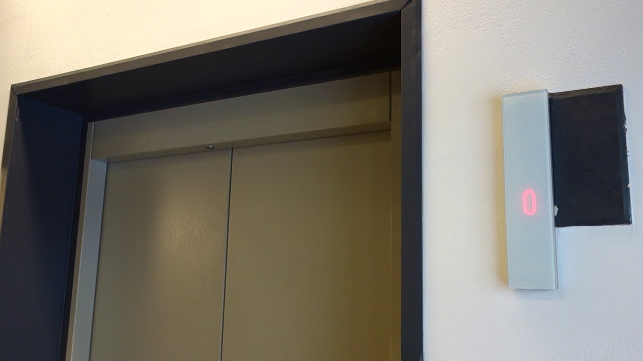 2015 Schindler 3300 MRL Traction Elevator @ Gallerian, Sandviken, Sweden.
