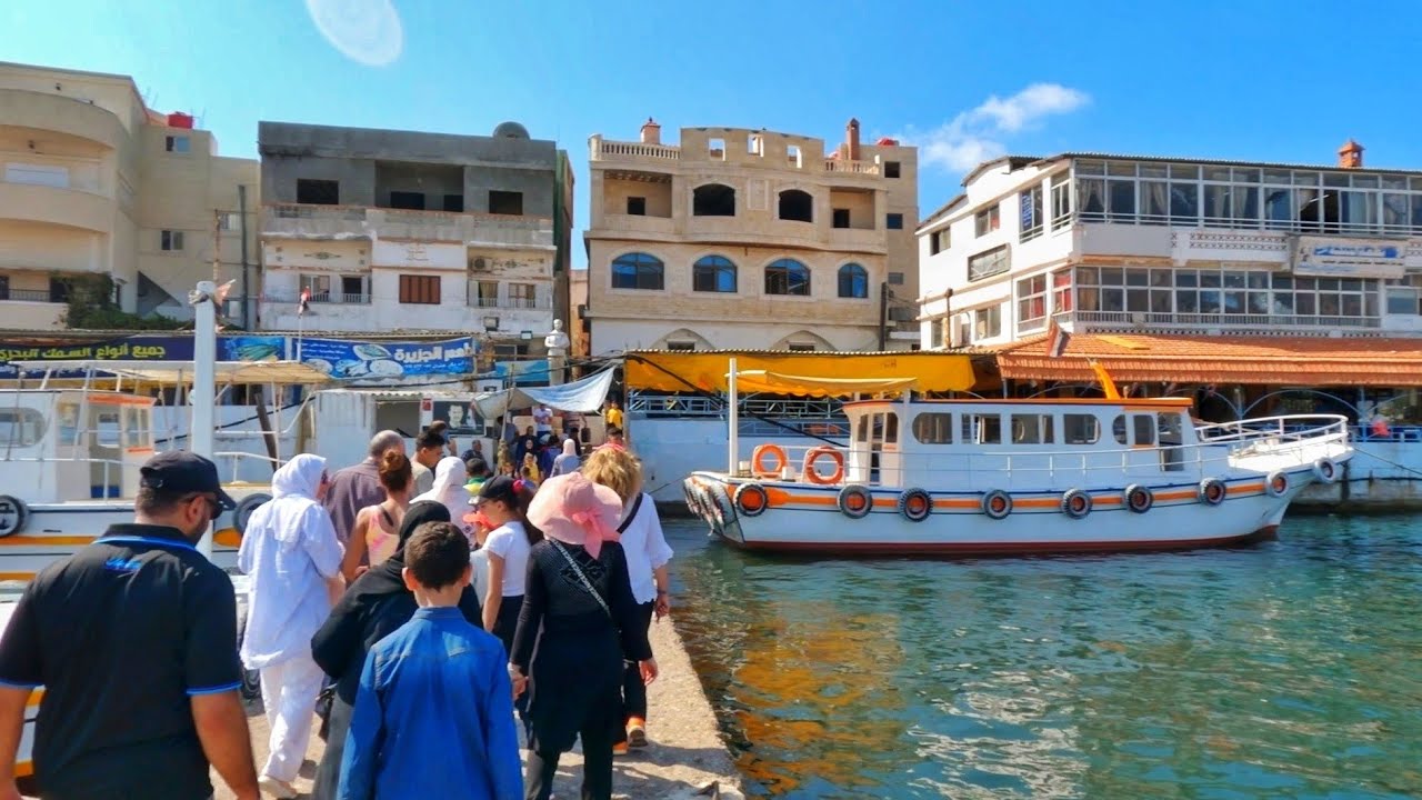 Arwad, the syria's only inhabited island ( walking tour) | جزيرة أرواد