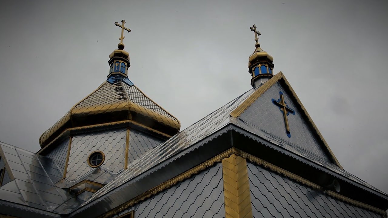 Освячення автомобіля швидкої допомоги в Церкві Покрови Пресвятої Богородиці
