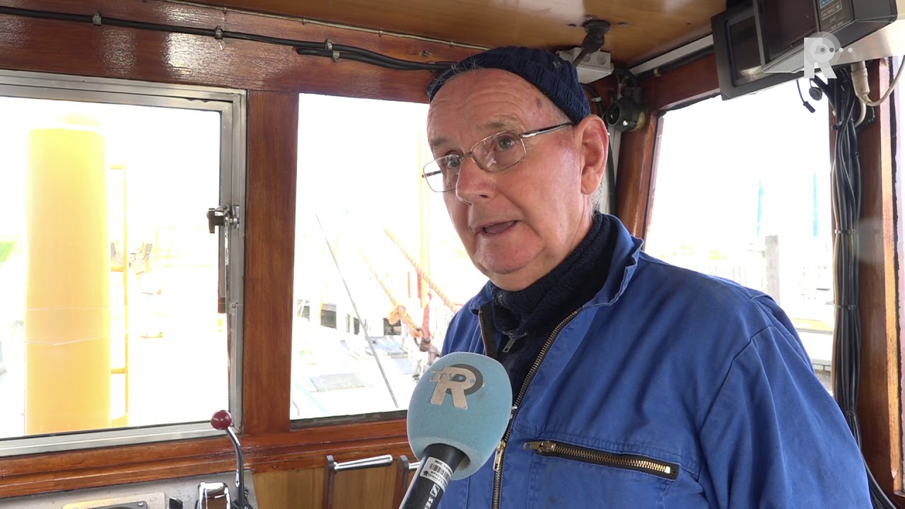 Stellendamse vissers werken niet mee aan vangstverbod Haringvlietsluizen