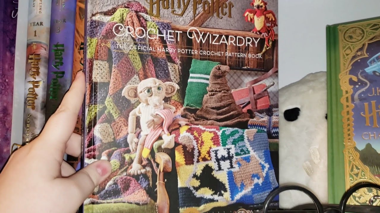 Crochet Book Look! 📖 Harry Potter Crochet Wizardry - The Official Harry Potter Crochet Pattern Book