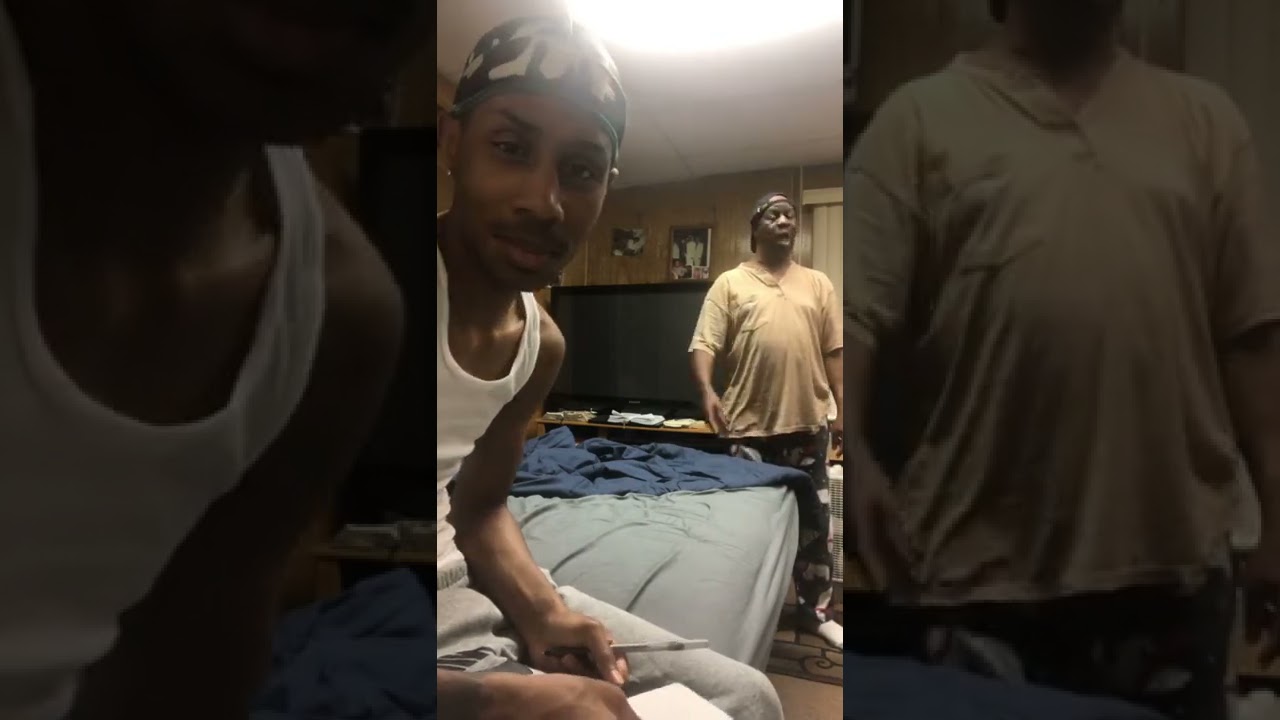 Uncle Howard Made A Love Song😂😂