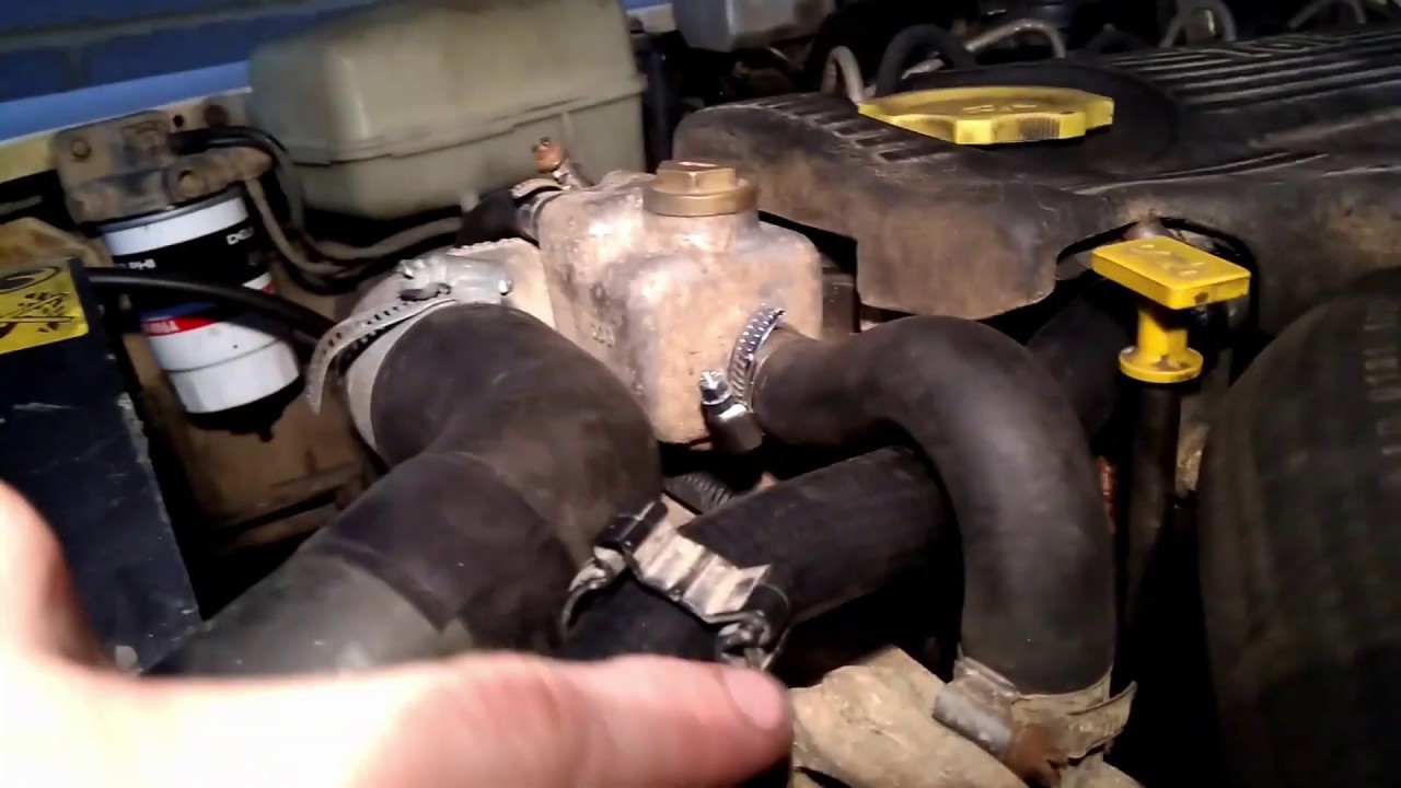 Land Rover 300Tdi coolant/antifreeze change and replacing the bottom hose for ease of future changes