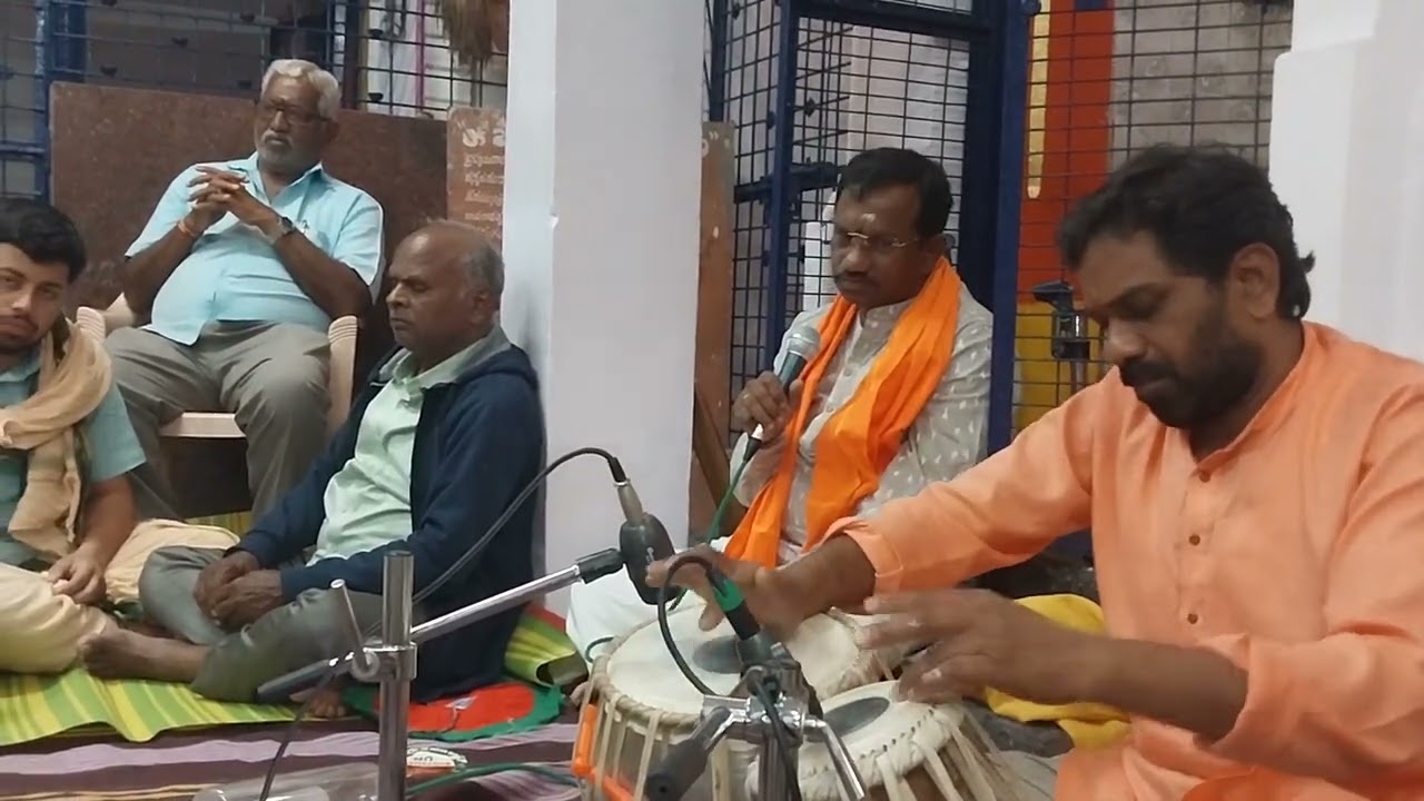 నిఘమా నిగమాంత వర్ణితమనోహర రూప, అన్నమాచార్య కీర్తన. శివరాత్రి(15-2-26) భజన,తబలా శ్రీ దిగంబర్ గారు 🙏