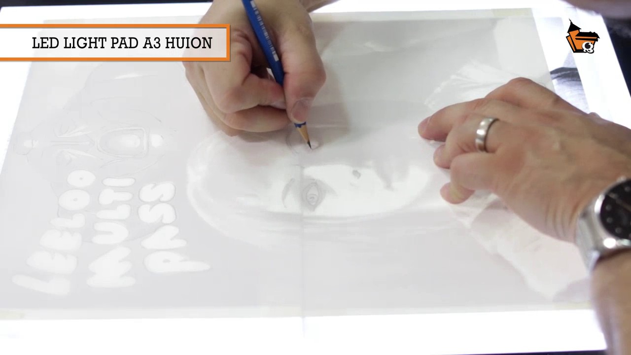 Dicas e detalhes sobre desenhar sobre foto em mesa de luz Huion Led Light Pad