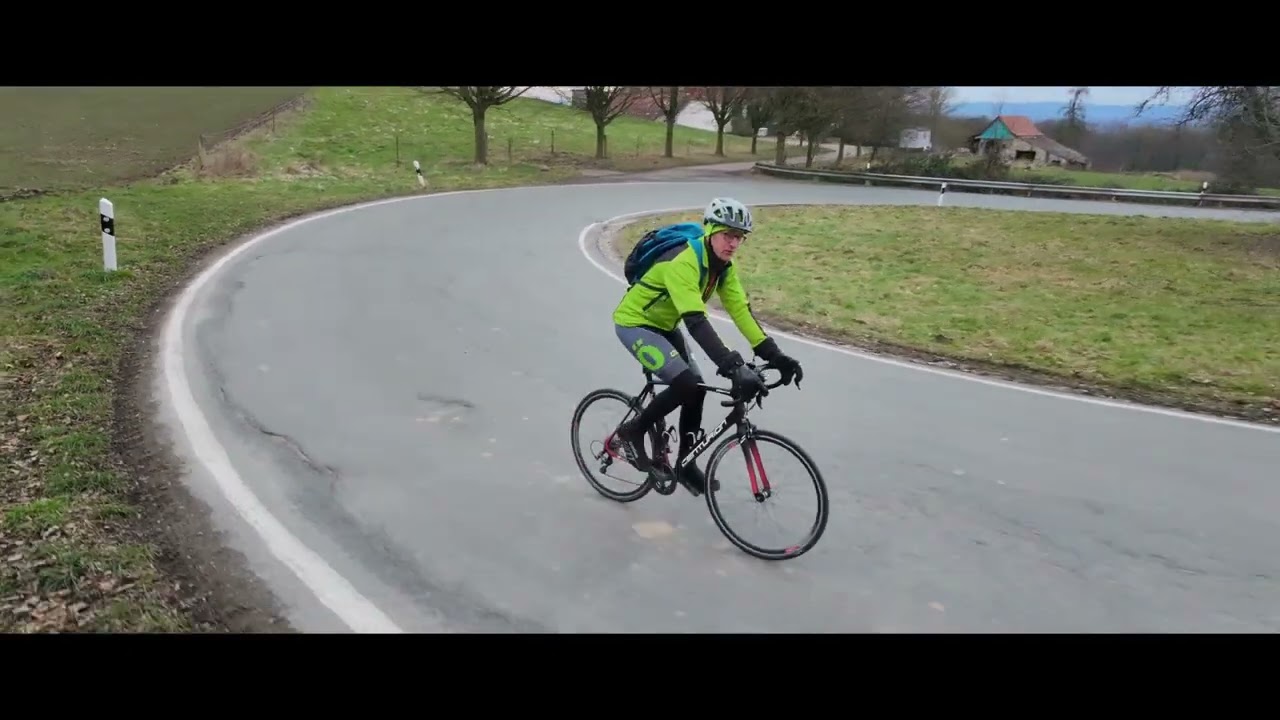 Rennrad im Winter auf der kleinen Hollensteinrunde