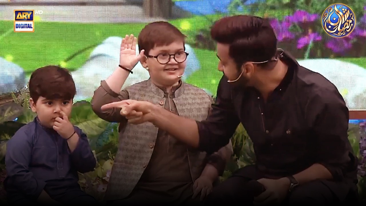 The Little Star of Every Heart 💔🌙   Umer Shah | Nannhe Mehmaan | Kids Segment | #shaneramzan