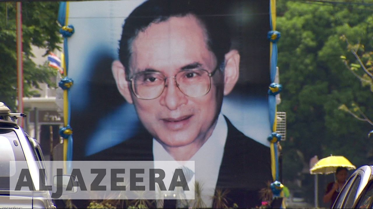 Thailand targets royal critics