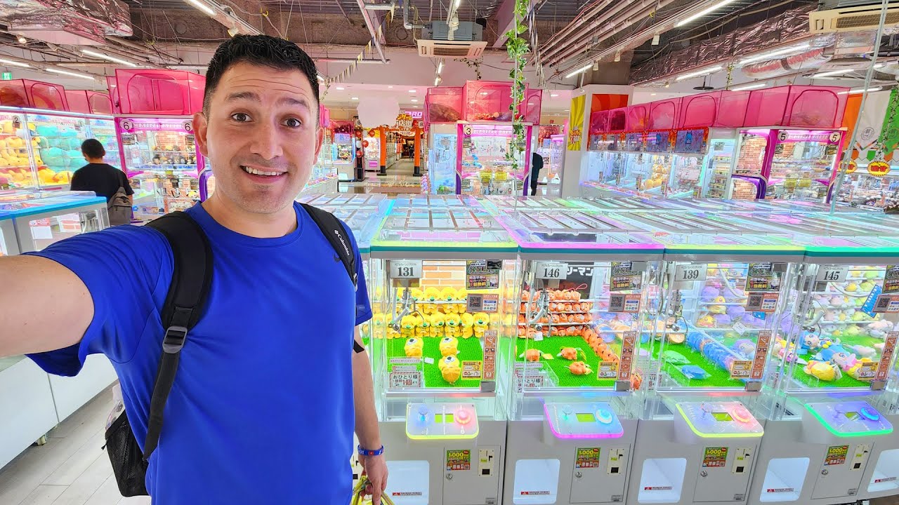 The World's Largest Claw Machine Arcade in Japan!