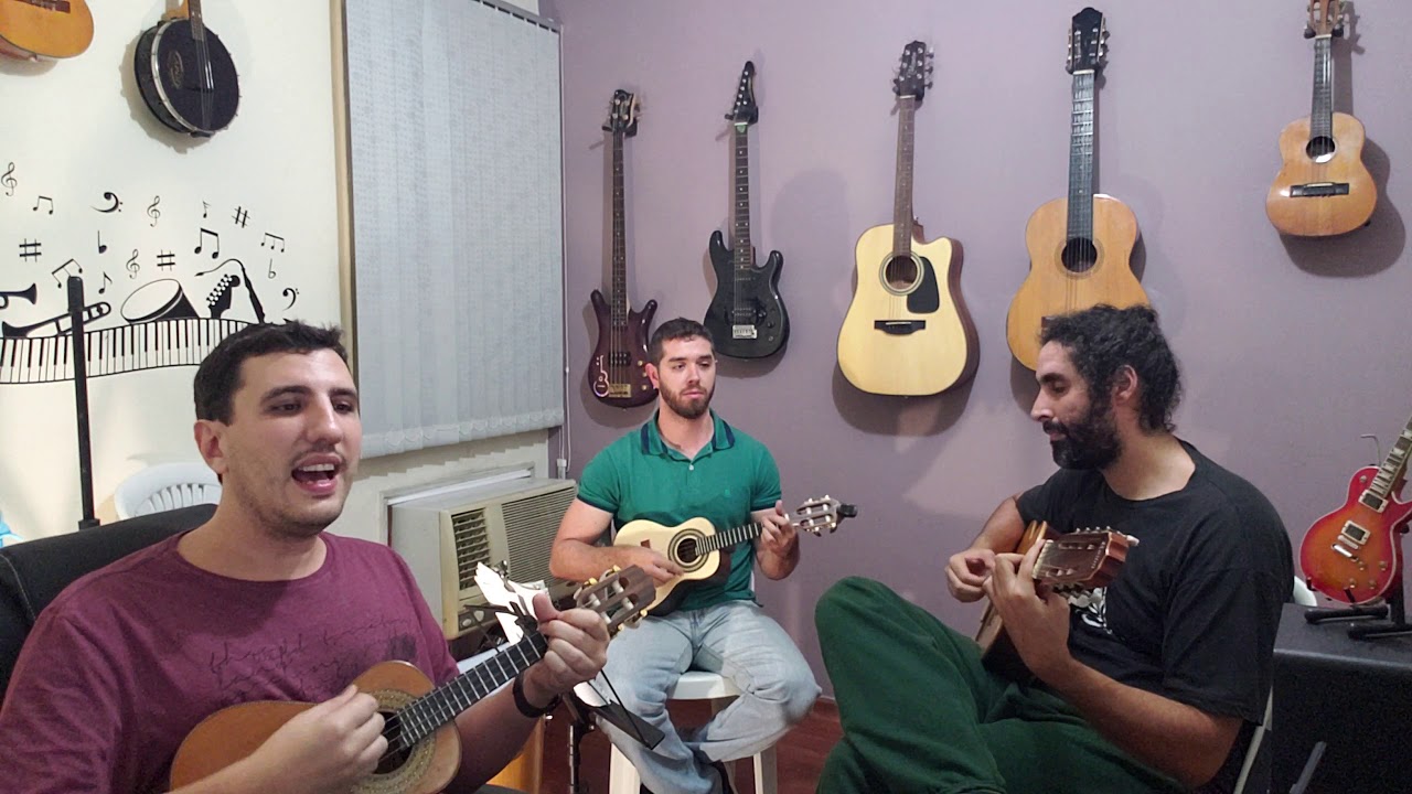 A Rita / Nó na madeira - Alunos Vitor e Lucas.