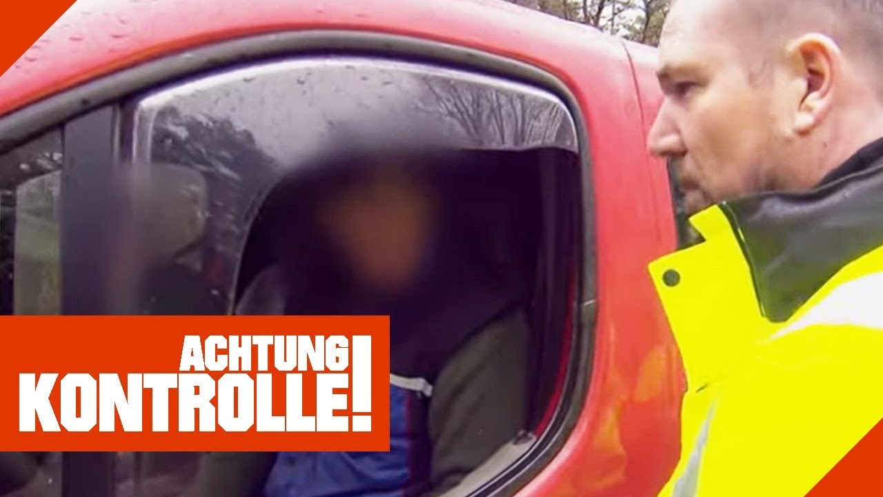 Enorm überfällig: Anhänger hat seit 1,5 Jahren keinen TÜV! | Achtung Kontrolle | Kabel Eins