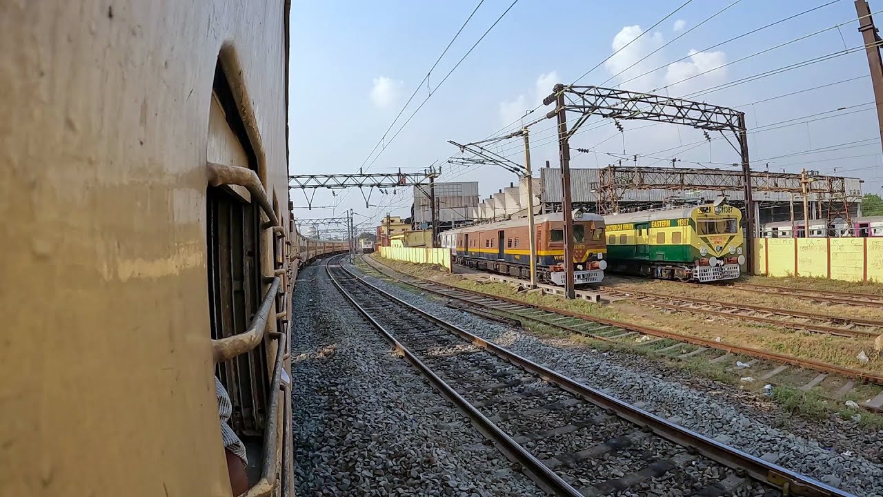 Train Journey on Howrah - Azimganj Passenger Express Departing From Howrah Junction