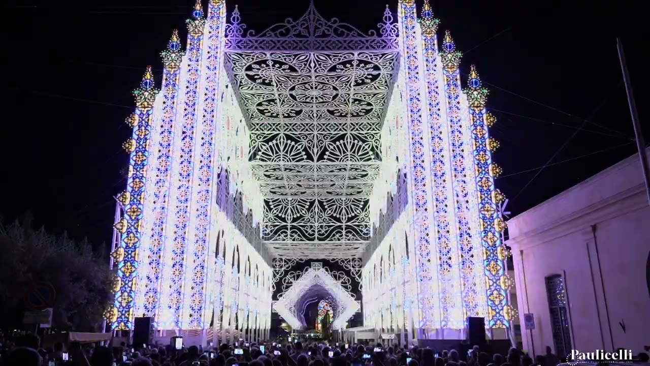 Scorrano 2023 accensione luminarie Paulicelli brano 1