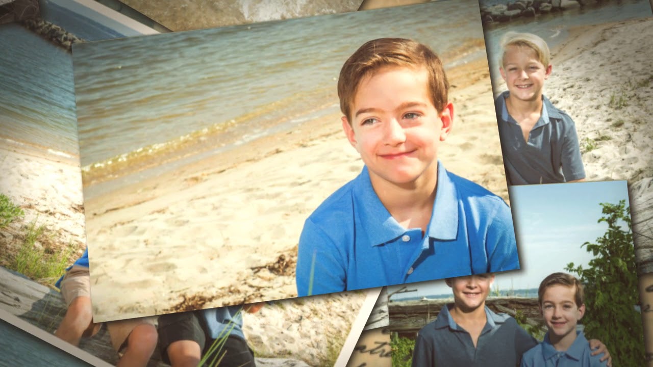 Yorktown Beach Family Portrait