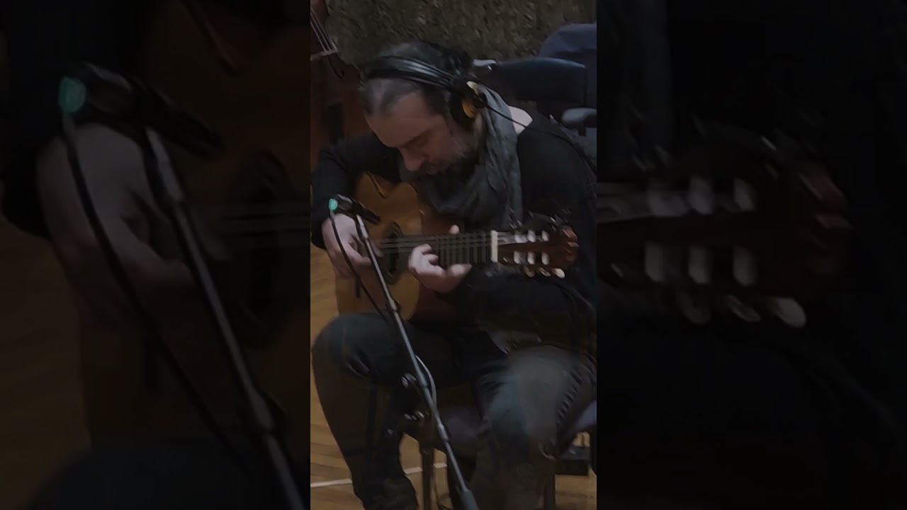 SIlent Village - Apostolos Leventopoulos