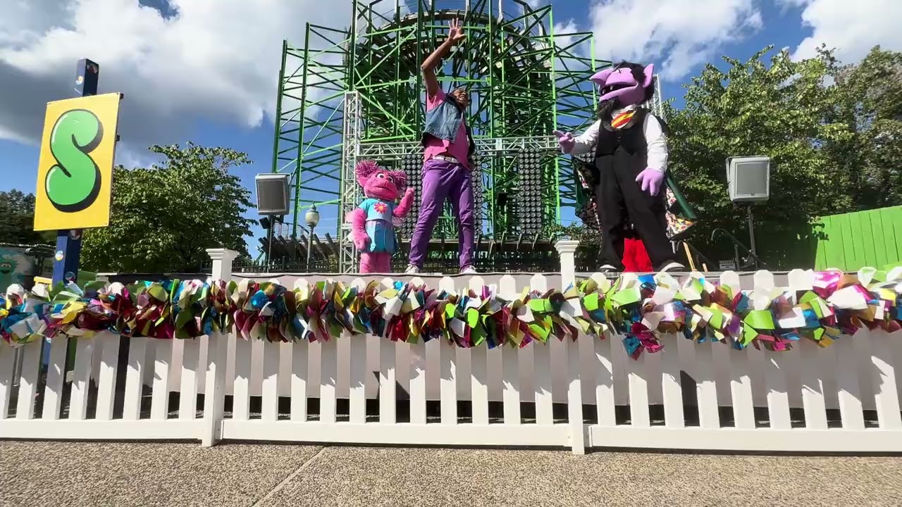 Back to School Bash Dance Party at Sesame Place