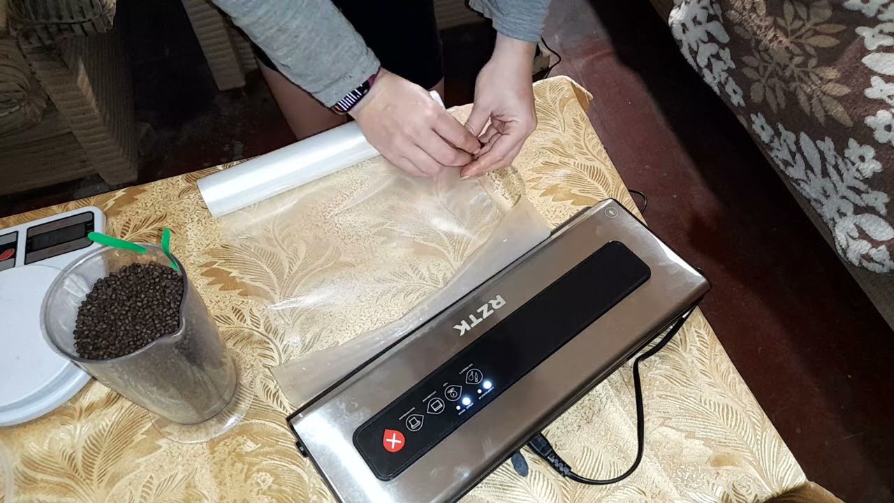 Вакуумний пакувальник RZTK Vacuum 120W.