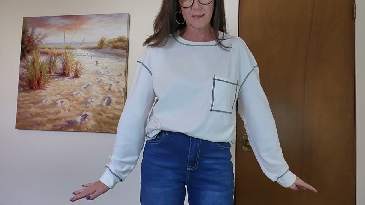 Trendy Queen Crew Neck Long Sleeved Top