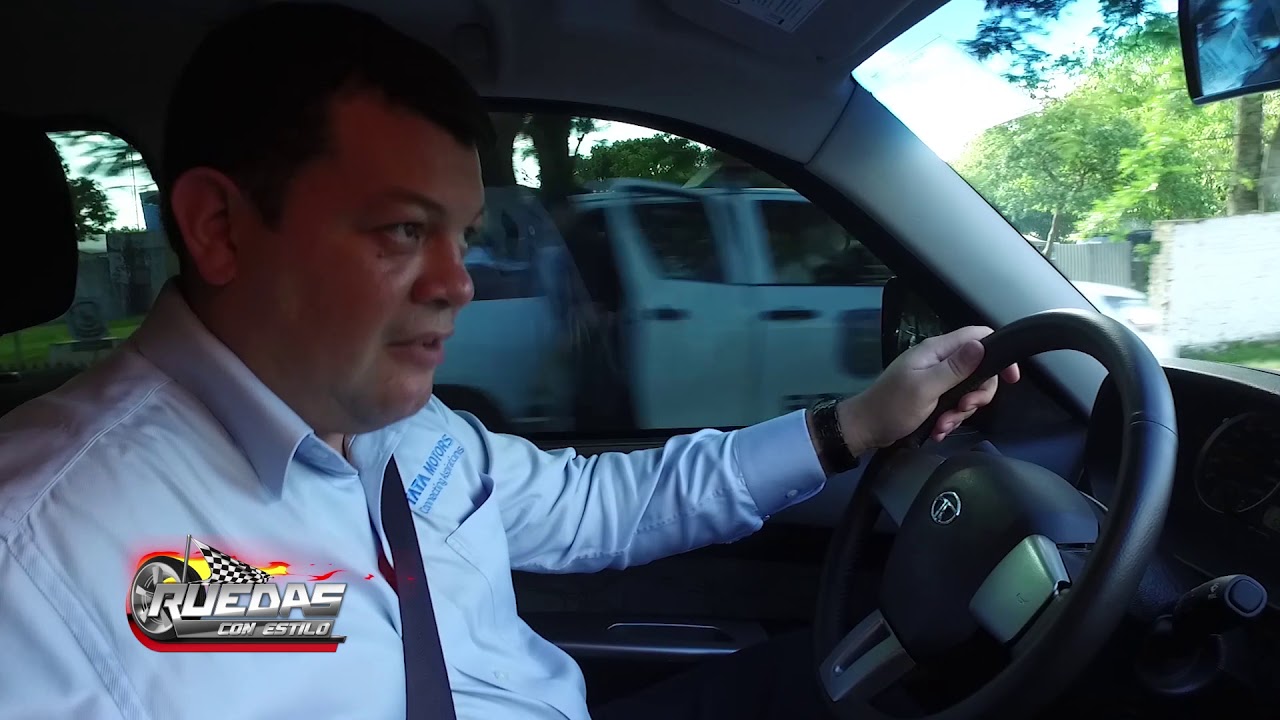 DETALLES DE LA COMPLETA CAMIONETA TATA 