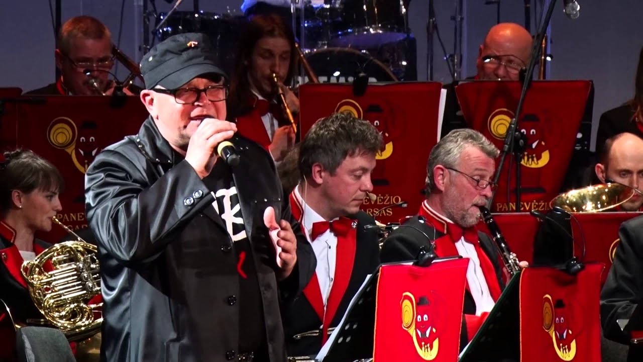 LAIPTAI - Bučiau paukštis (su orkestru 