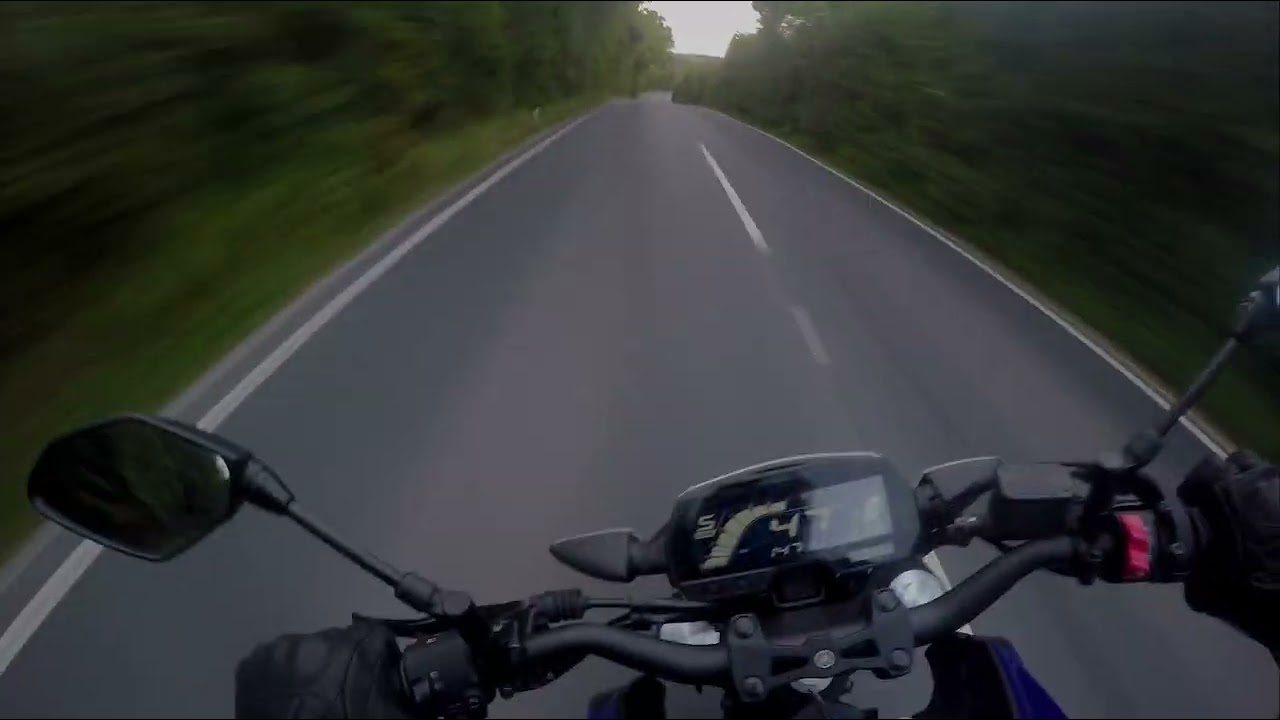 This bike is too fun... [Yamaha MT-125] POV