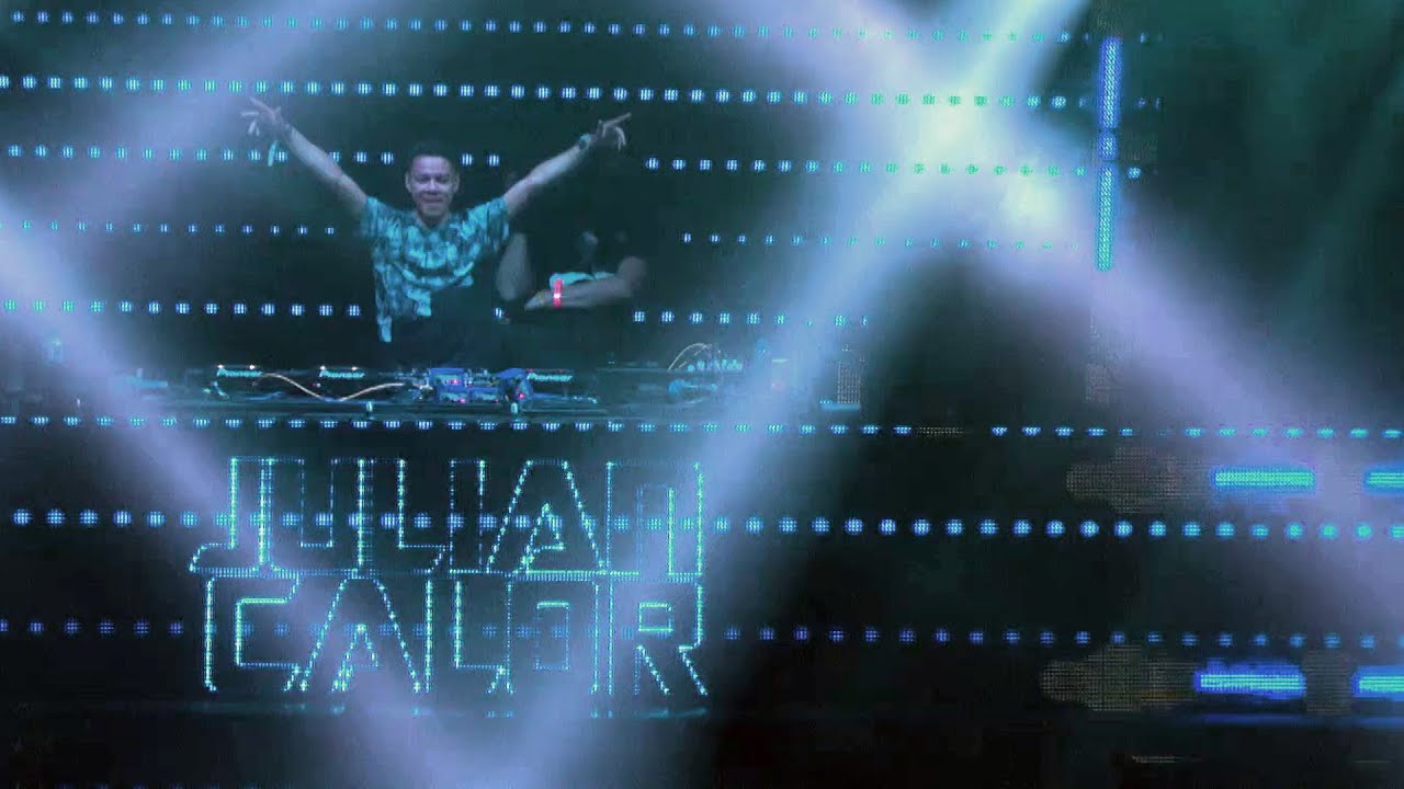 Julian Calor live at Creamfields 2014, Revealed Stage