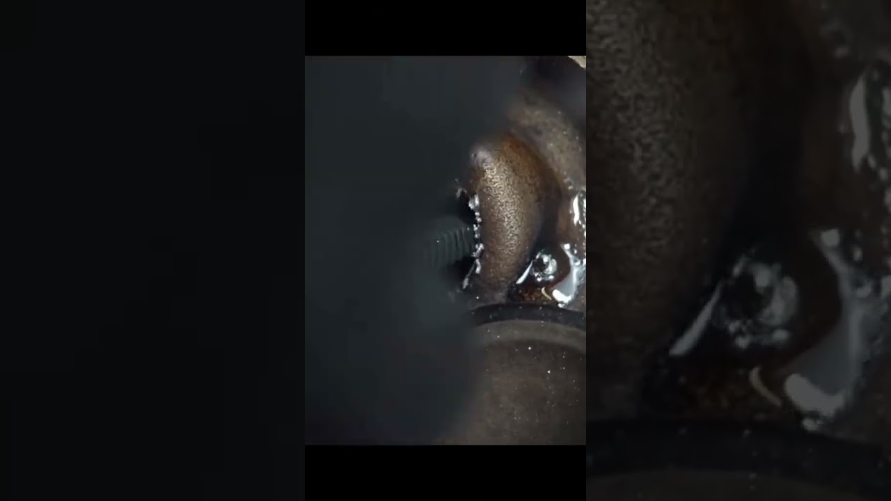 Repairing a damaged spark plug thread with a flange-type threaded sleeve#MechanicLife#Engineering