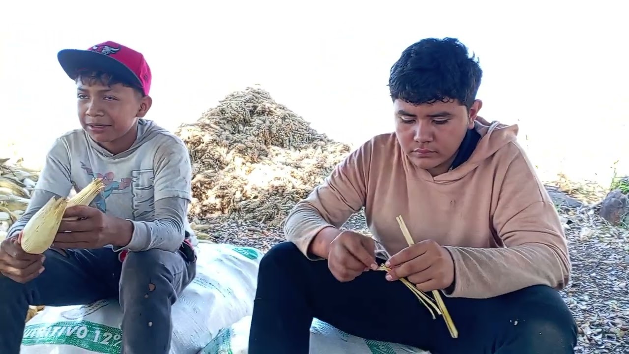 Mi jente está triste Carlos 🥹😔 apoyenlo ahorita necesita esperamos el apoyo de ustedes 