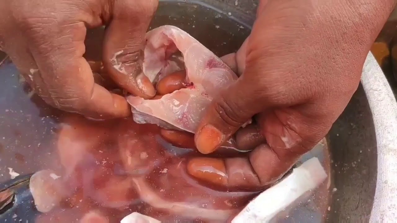 மீன் கழுவுவது எப்படி/ Fish cleaning without smell