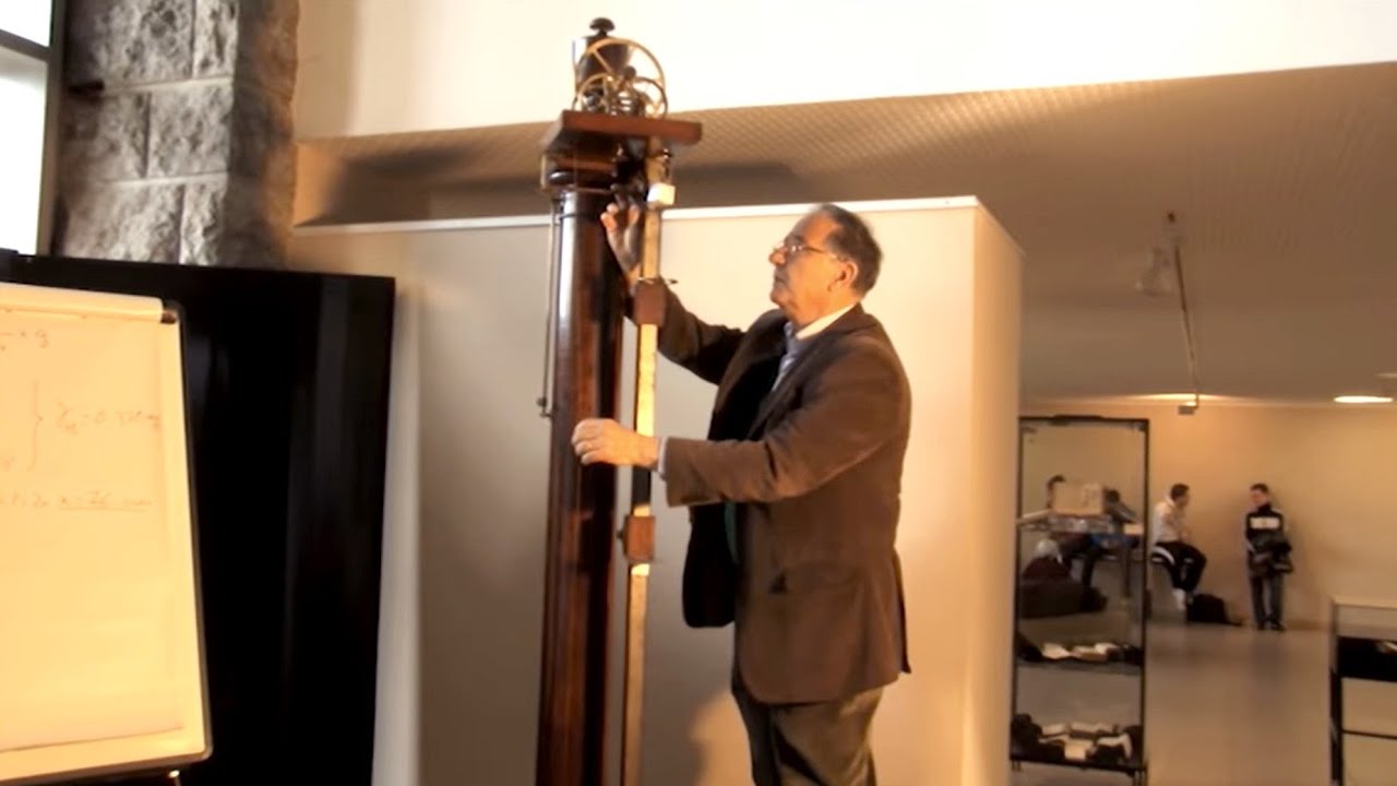 La machine d'Atwood [Atelier de physique]