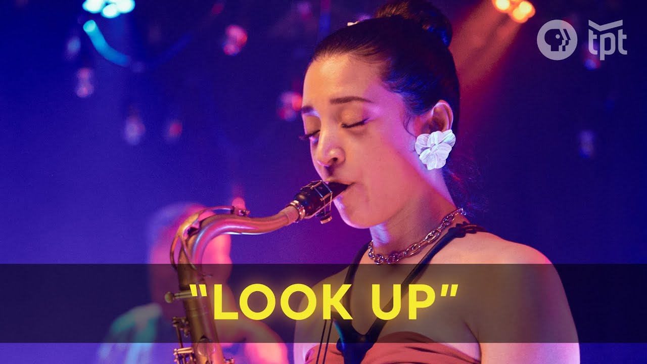 Lucia Sarmiento - Look Up | Live Performance from STAGE